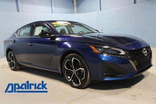 Deep Blue Pearl 2024 Nissan Altima 2.5 SR