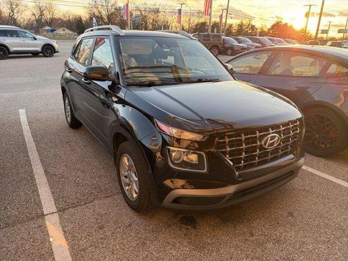 2020 Hyundai VENUE SEL