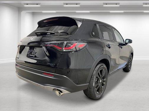 Crystal Black Pearl 2026 Honda HR-V Sport