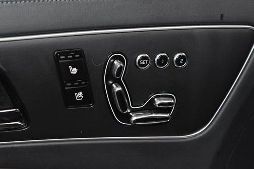 2015 Kia K900 Luxury