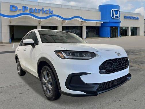 Platinum White Pearl 2026 Honda HR-V LX