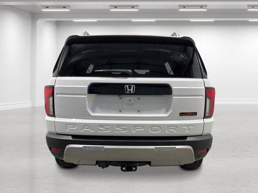 Platinum White Pearl 2026 Honda Passport TrailSport