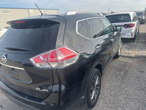 2015 Nissan Rogue SL
