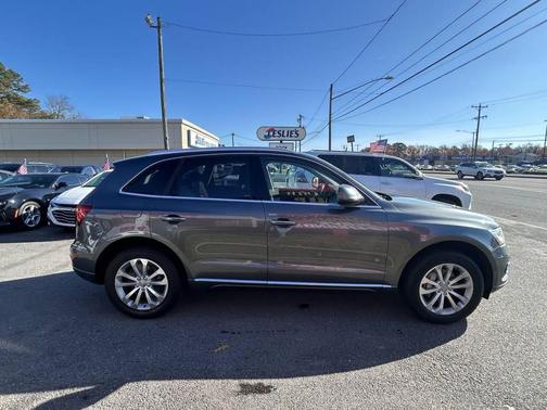 2017 Audi Q3 2.0T Premium