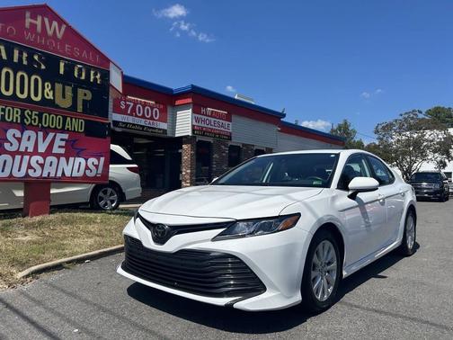 2020 Toyota Camry LE