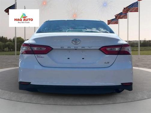 2020 Toyota Camry LE