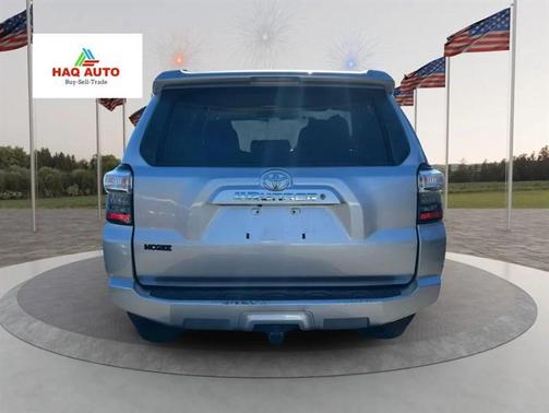 2018 Toyota 4Runner SR5 Sport Utility 4D