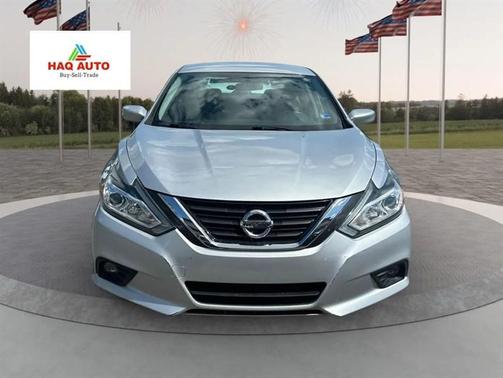 Brilliant Silver 2016 Nissan Altima 2.5 SV
