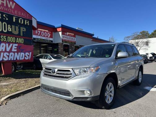 2011 Toyota Highlander SE