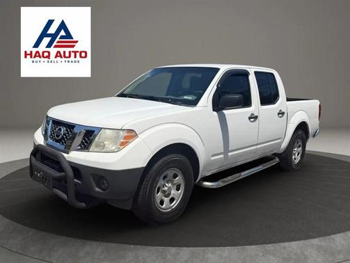 Glacier White 2013 Nissan Frontier S
