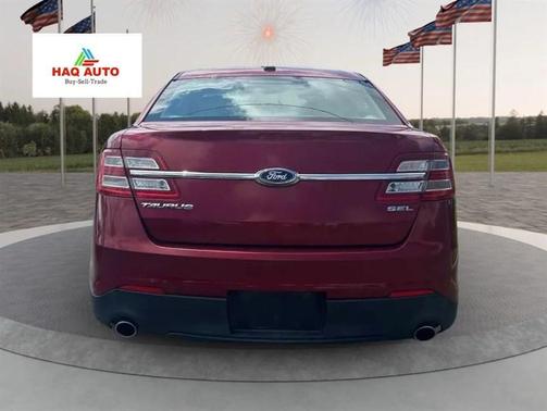 2015 Ford Taurus SEL