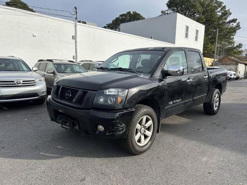 2008 Nissan Titan SE Crew Cab