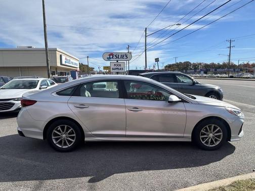 2019 Hyundai SONATA SE