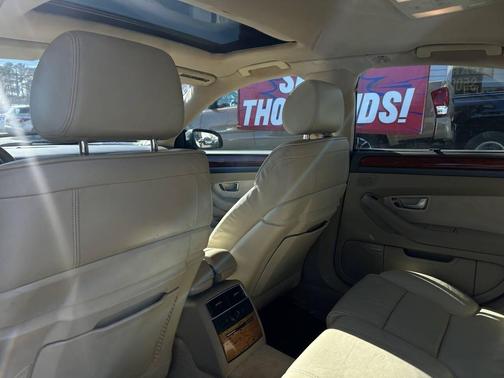2005 Audi A8 L 4.2 quattro