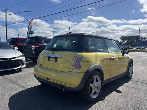 2005 MINI Cooper S Base