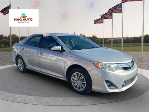 2014 Toyota Camry LE