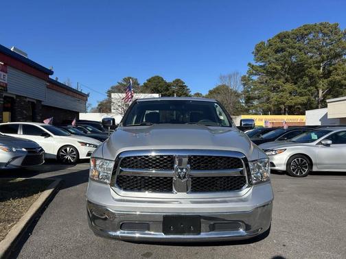 2018 RAM 1500 SLT