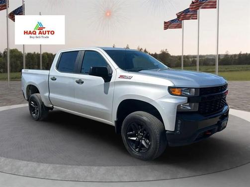 Silver Ice Metallic 2019 Chevrolet Silverado 1500 Custom Trail Boss