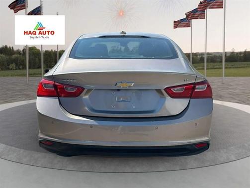 Brown 2018 Chevrolet Malibu LT