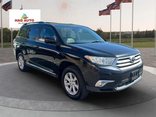 Black 2012 Toyota Highlander SE