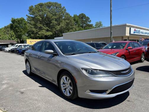 2016 Chrysler 200 Limited
