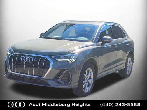 2024 Audi Q3 Premium 45 TFSI S line quattro Tiptronic