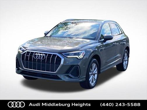2025 Audi Q3 Premium 45 TFSI S line quattro Tiptronic