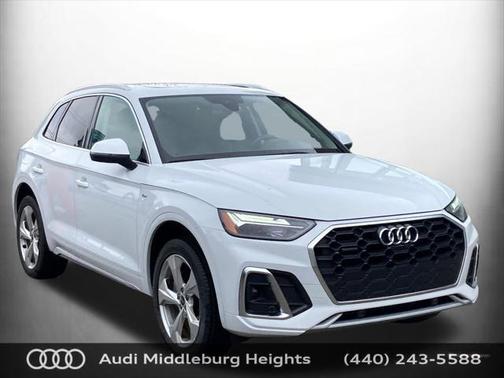 2022 Audi Q5 Premium Plus 45 TFSI S line quattro S tronic