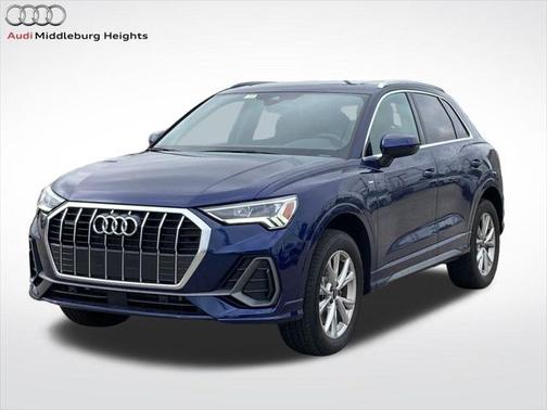 2025 Audi Q3 Premium 45 TFSI S line quattro Tiptronic