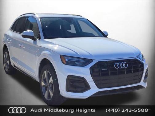 2025 Audi Q5 Premium 40 TFSI quattro S tronic