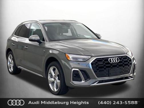 2023 Audi Q5 Premium Plus 45 TFSI S line quattro