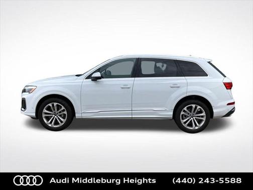 2025 Audi Q7 Premium 45 TFSI quattro Tiptronic