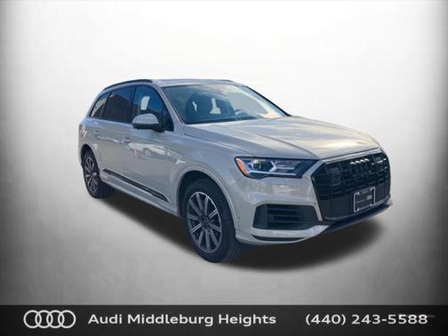 2023 Audi Q7 Premium Plus 45 TFSI quattro Tiptronic