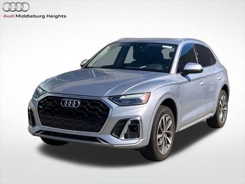 2023 Audi Q5 S line Premium Plus