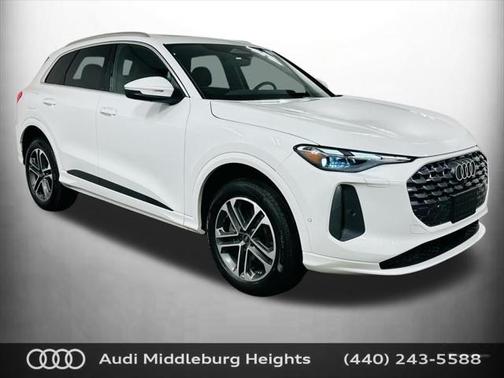 2025 Audi Q5 Premium TFSI quattro S tronic