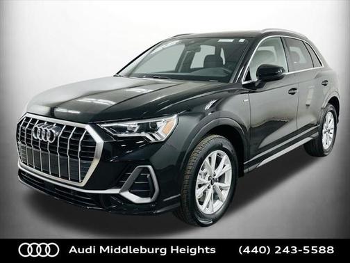 2025 Audi Q3 Premium 45 TFSI S line quattro Tiptronic