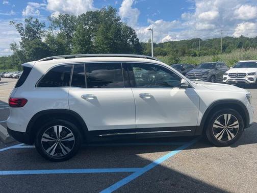 2025 Mercedes-Benz GLB 250 4MATIC