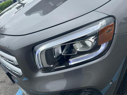 2021 Mercedes-Benz GLB 250 4MATIC