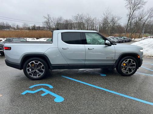 2025 Rivian R1T Ascend Tri Motor Max Pack