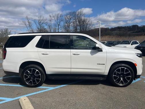 2024 Chevrolet Tahoe 4WD RST