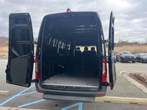 2025 Mercedes-Benz Sprinter 2500 High Roof