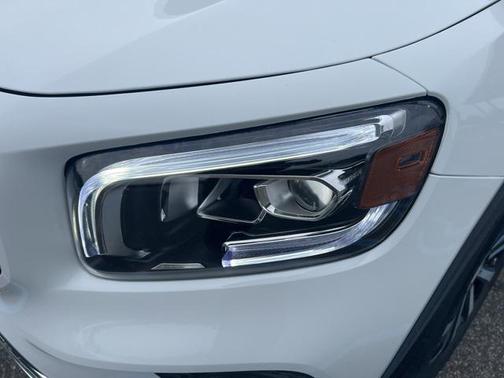 2021 Mercedes-Benz GLB 250 4MATIC
