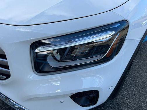 2025 Mercedes-Benz GLB 250 4MATIC