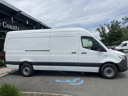 2024 Mercedes-Benz Sprinter 2500 High Roof