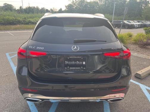 2025 Mercedes-Benz GLC 300 4MATIC