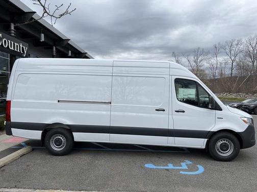 2024 Mercedes-Benz Sprinter 2500 High Roof