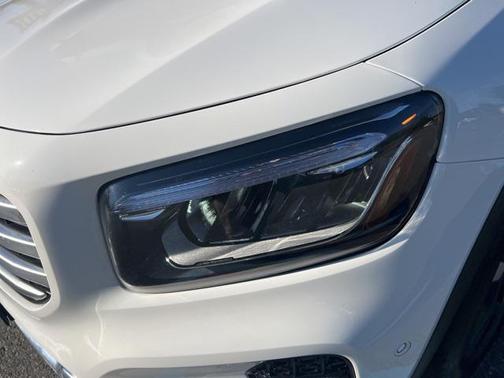 2025 Mercedes-Benz GLB 250 4MATIC
