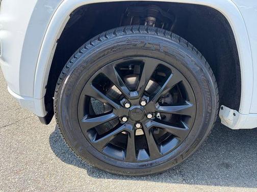 Bright White Clearcoat 2020 Jeep Grand Cherokee Altitude
