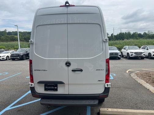2025 Mercedes-Benz Sprinter 2500 Standard Roof