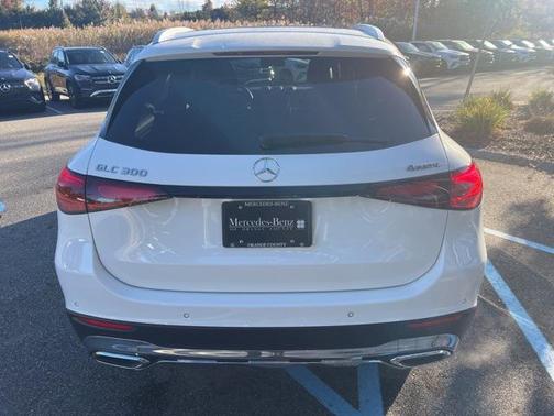 2025 Mercedes-Benz GLC 300 4MATIC